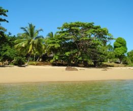 Weißer Sand auf der Insel Nosy Faly