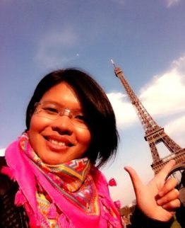 Piyawan auf Reisen in Paris
