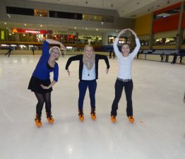 SMA on ice: Donna, Kathleen und Anna