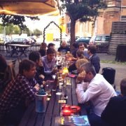 Abends im Biergarten