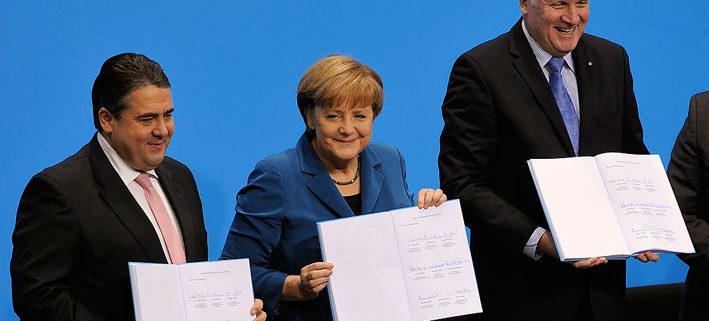 Unterschrift des Koalitionsvertrages der 18. Wahlperiode des Bundestages