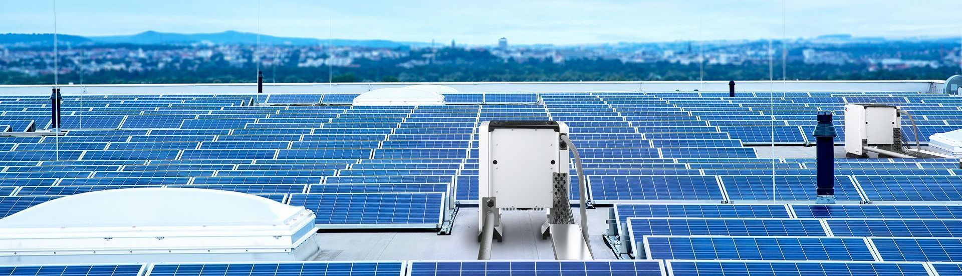 String inverter teknolojisi uzun zamandır kullanılmaktadır. Çok güvenilir, denenmiş ve doğrulanmış bir teknolojidir ancak her proje için uygun olmayabilirler.