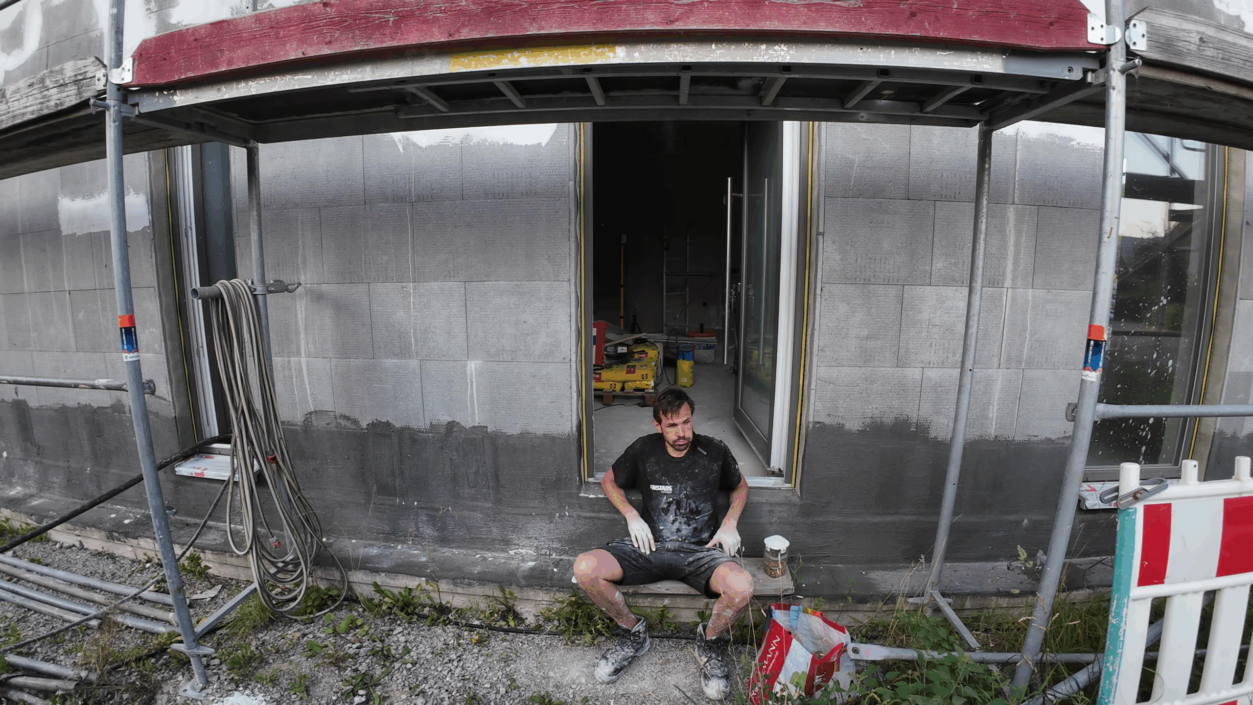 Zeit für eine Pause: Fabian stecken inzwischen mehr als 3000 Arbeitsstunden in den Knochen. 